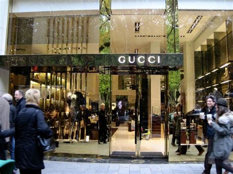 rezensionen für gucci duesseldorf|Düsseldorf Konigsallee .